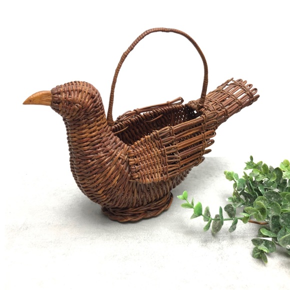 Vintage Wicker Rattan Bird Basket w/ Wooden Beak